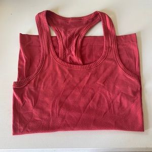 Lululemon Size 6 Racerback Swiftly Tech Tank!